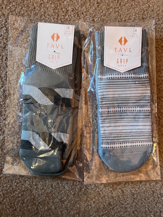 Tavi Accessories - 2 PAIRS - Tavi Aria Grip Socks